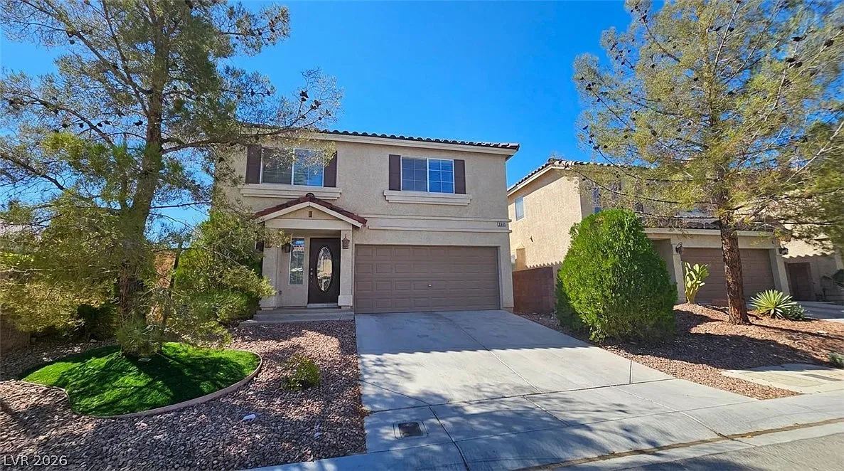 3 bed, 2.5 bath, 1855 sqft, $2,000 — Photo 1
