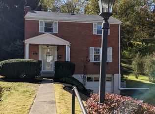 892 Stevendale Dr, Pittsburgh, PA