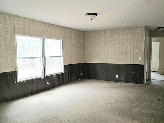 4th image of 330 Hallwood Rd