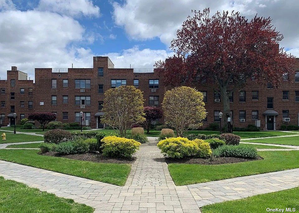 1 Jefferson Avenue UNIT C11, Rockville Centre, NY 11570 MLS 3466996