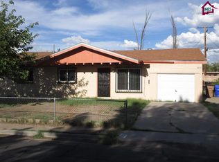 1853 Foster Rd, Las Cruces, NM 88001