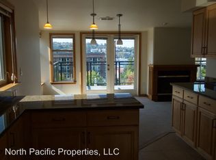 2243 Franklin Ave E APT 301, Seattle, WA 98102