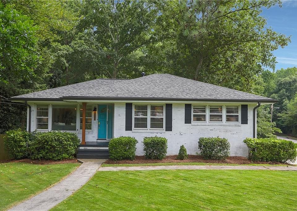 1st image of 307 Brookwood Dr SW