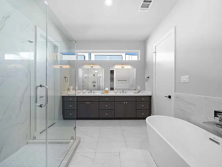 3513 Hutchins St — Photo 31