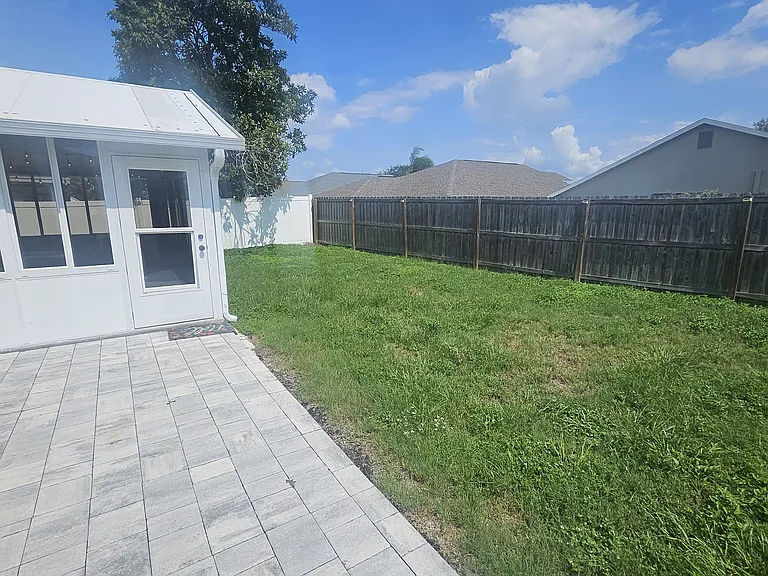 1712 Erin Brooke Dr — Photo 14