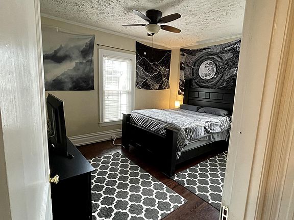 4th image of 1019 10th St #1021