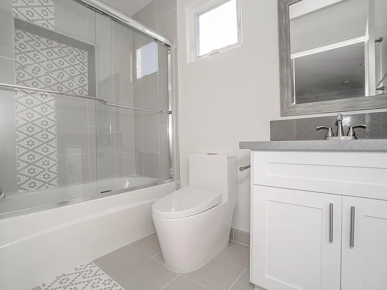 3913 Brighton Ave — Photo 29