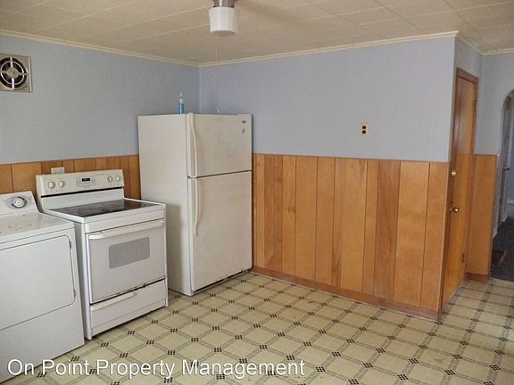 3rd image of 2613 W State St