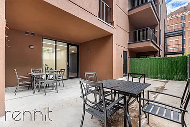 Rented by Rennit Inc.