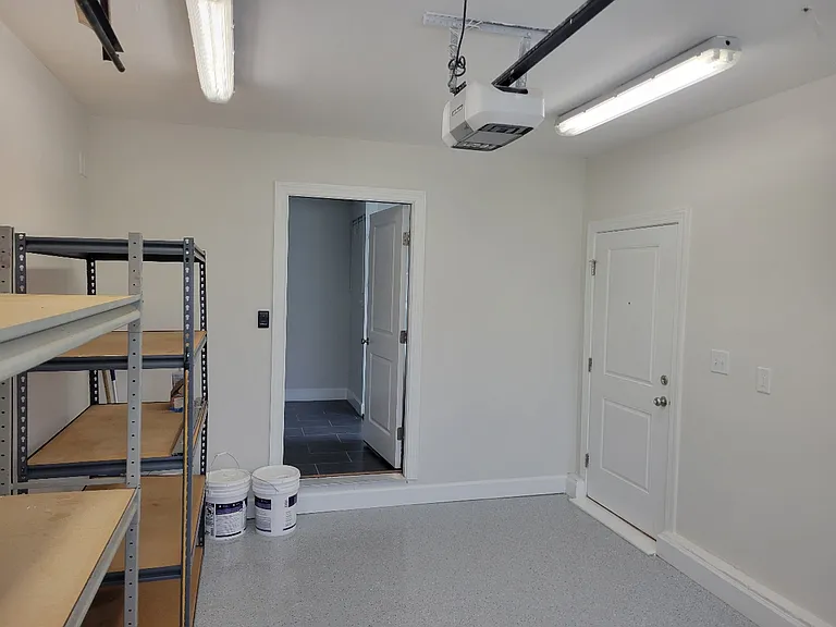 4844 Rosecroft St — Photo 31