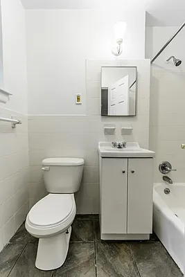 Rented by Bond New York | media 30