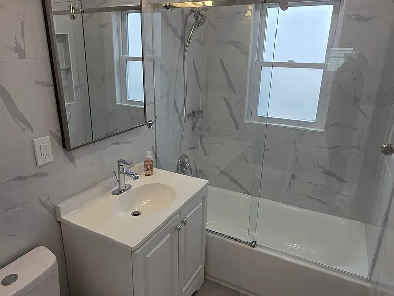 5200 Meadowview Ave #2 — Photo 27