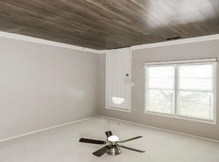 825 Oak Ridge Dr, Perry, GA 31069