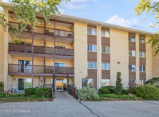 640 Murray Ln UNIT 104, Des Plaines, IL 60016