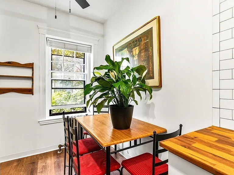 1945 Commonwealth Ave #7 — Photo 8