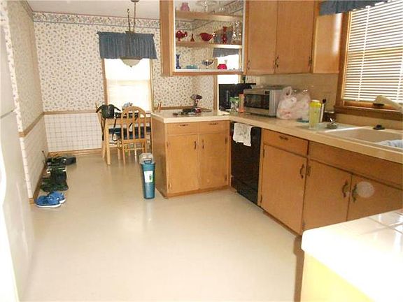 2nd image of 3513 S Shady Bend Dr