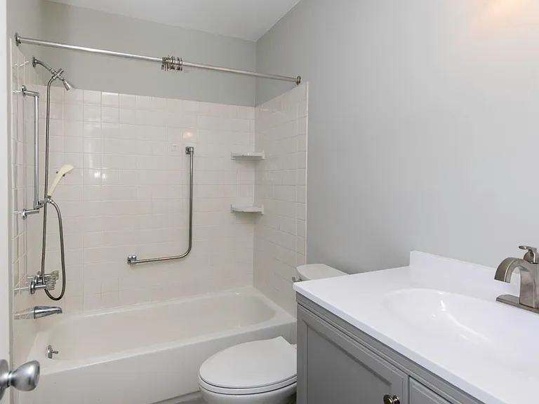 5B Auburn Ct — Photo 16