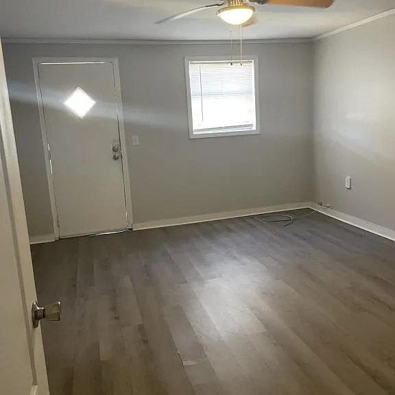 420.5 Mill Ave — Photo 6