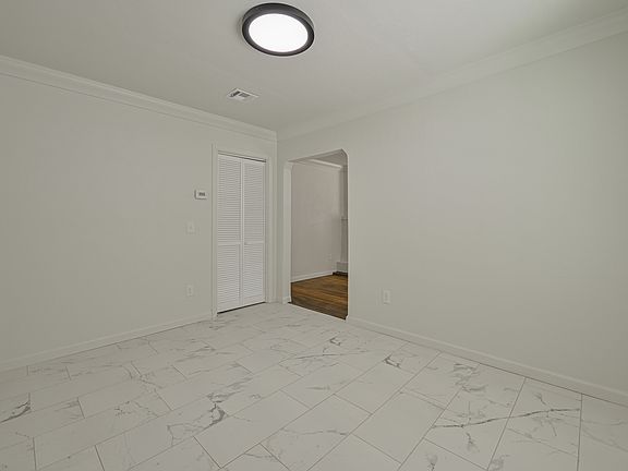 5th image of 1524 NW 45th St