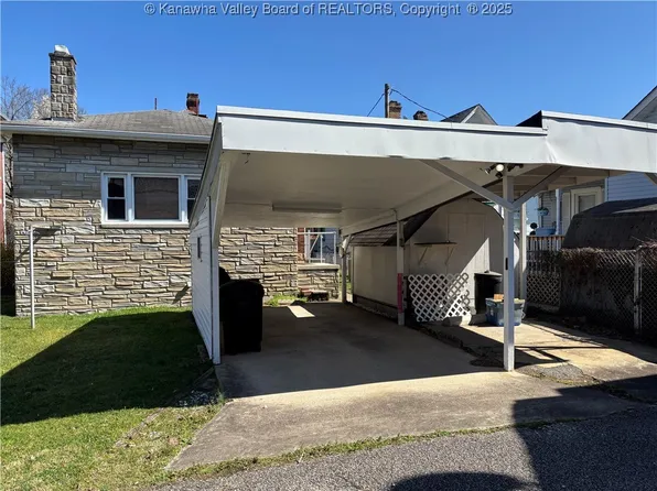 1525 Lee St E, Charleston, WV 25311