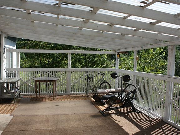 Huge Covered Back Deck