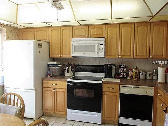 2nd image of 19029 Us Highway 19 N APT 12C