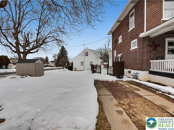 3rd image of 443 N 3rd St