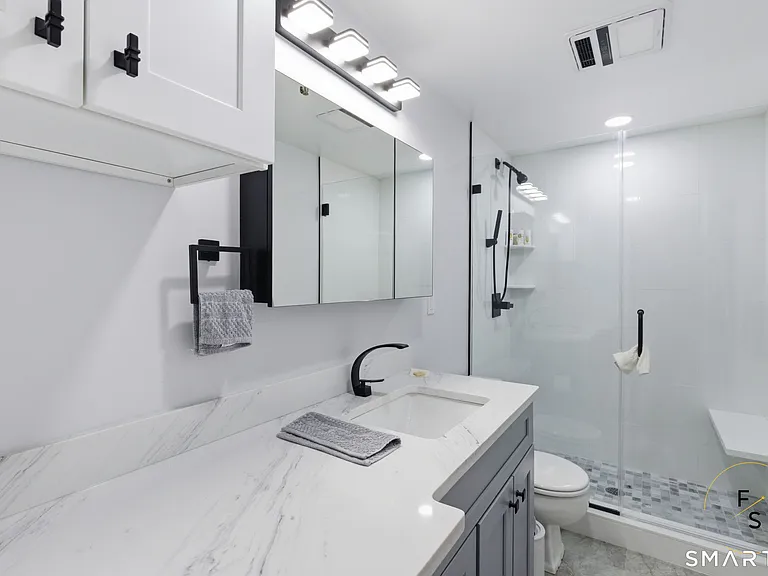 140 Captain Thomas Blvd #307 — Photo 17