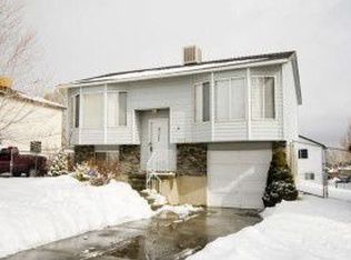 5975 S Milstead Ln, Salt Lake City, UT 84118