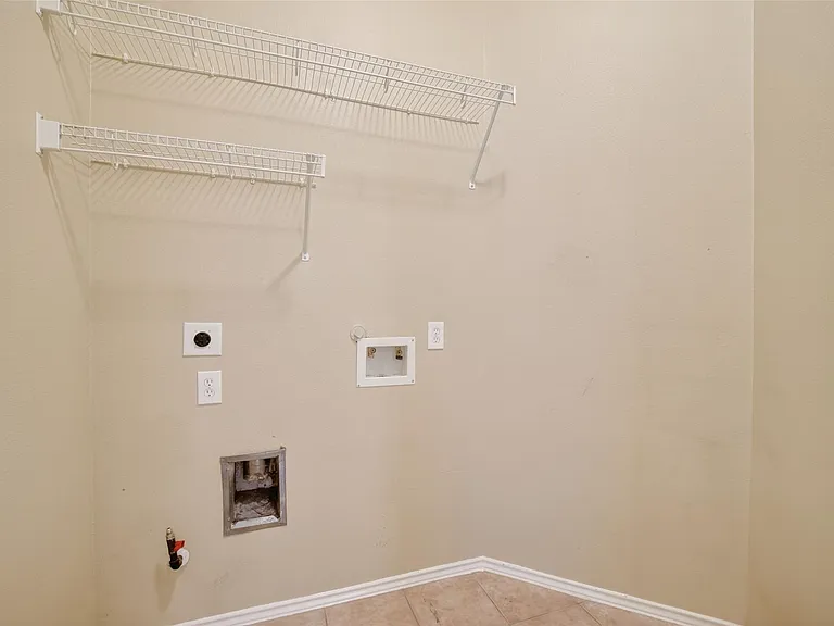 2507 Cypress Springs Ct — Photo 31