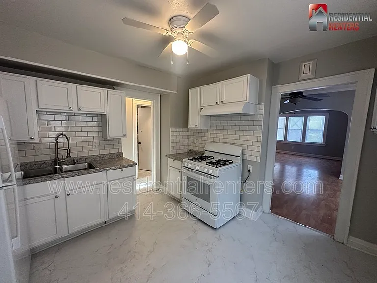 223 W Keefe Ave — Photo 1