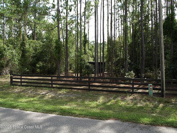 4th image of 181 Lakeway Dr