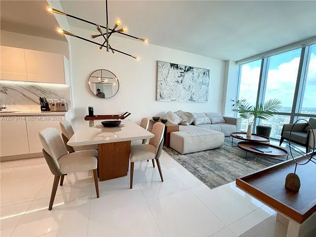 2 bed, 2.0 bath, $5,500 — Photo 1