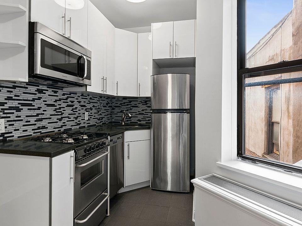 1st image of 73 Thompson St APT 4A