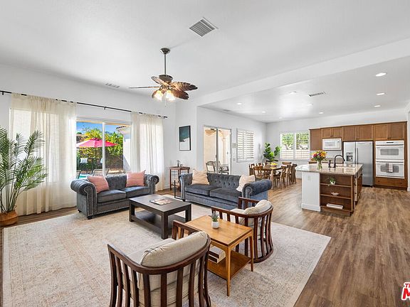 2nd image of 1441 Lorena Way