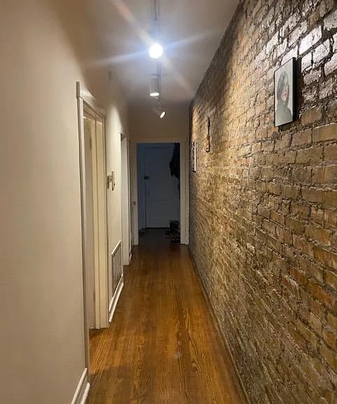 740 W Cornelia Ave #1 — Photo 1