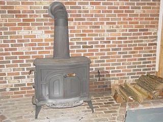 2nd image of 2 Cawdor Ln