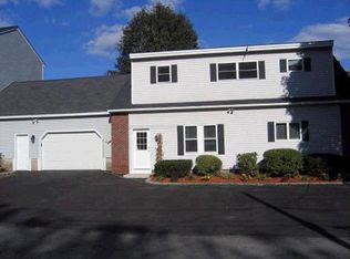 15 Grosvenor Ave #2, North Andover, MA 01845