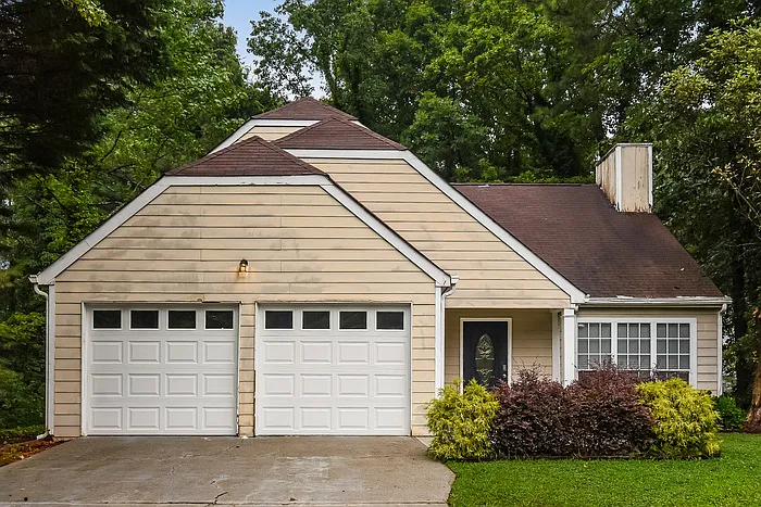 4620 Hickory Run Ct NW