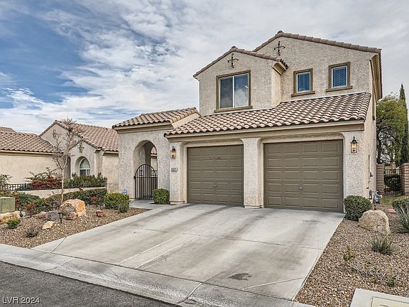 3rd image of 12021 Cielo Amber Ln