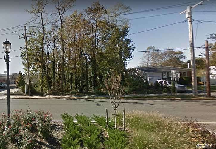 2nd image of 545 S Wellwood Ave