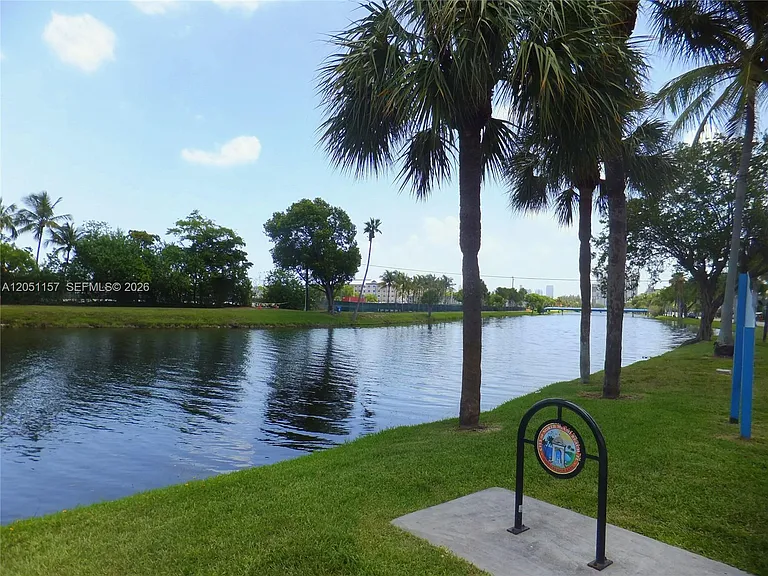16410 Miami Dr #209 — Photo 32