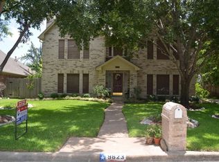 9623 Emery Hill Dr, Sugar Land, TX 77498