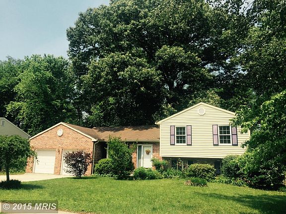 5th image of 790 Blenheim Ct
