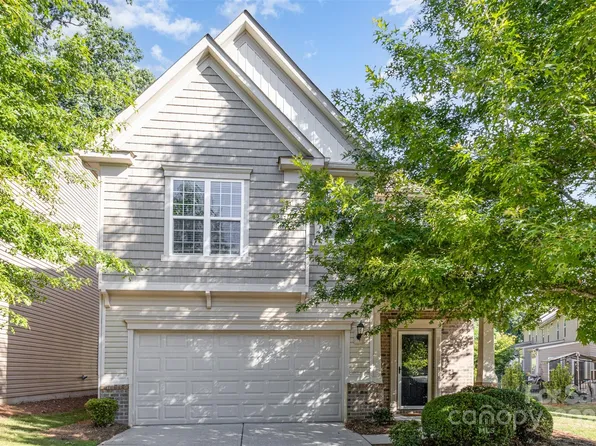 1813 Sunchaser Ln, Charlotte, NC 28210