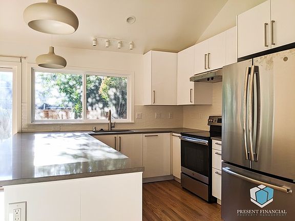 4th image of 1516 Condor Dr