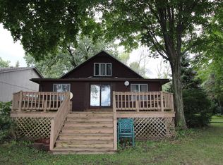 1167 N Shore Dr, Crystal Lake, IL 60014