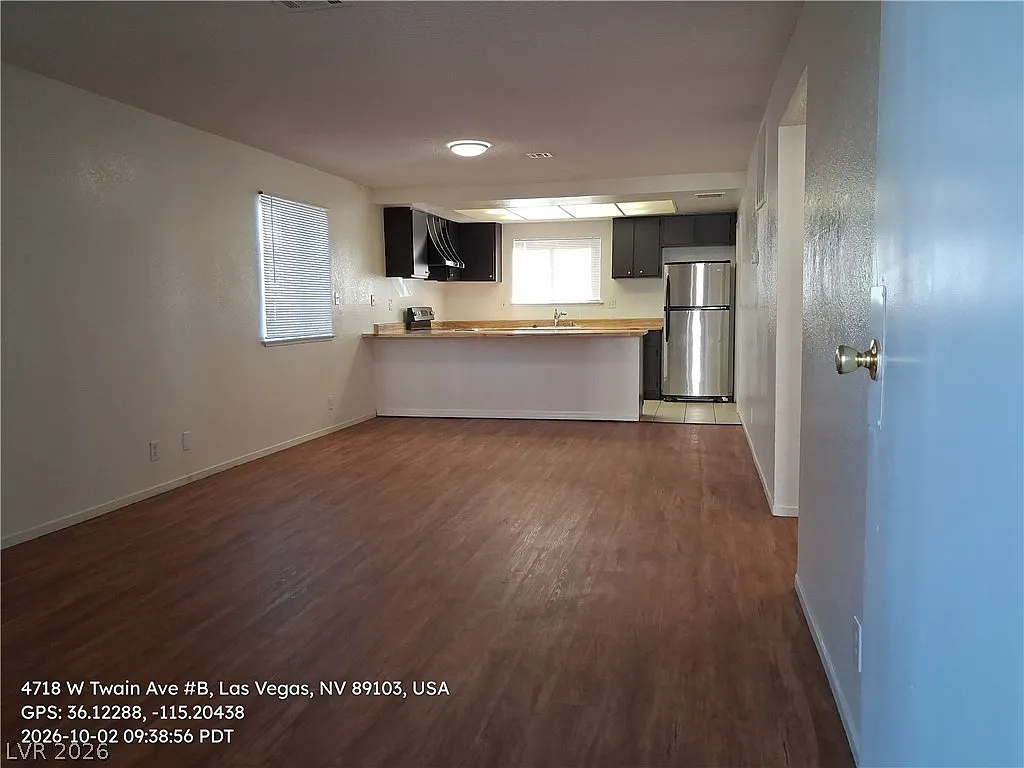 2 bed, 2.0 bath, 3688 sqft, $1,014 — Photo 3