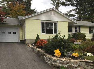 22 Carolan Ave, Hampton, NH 03842