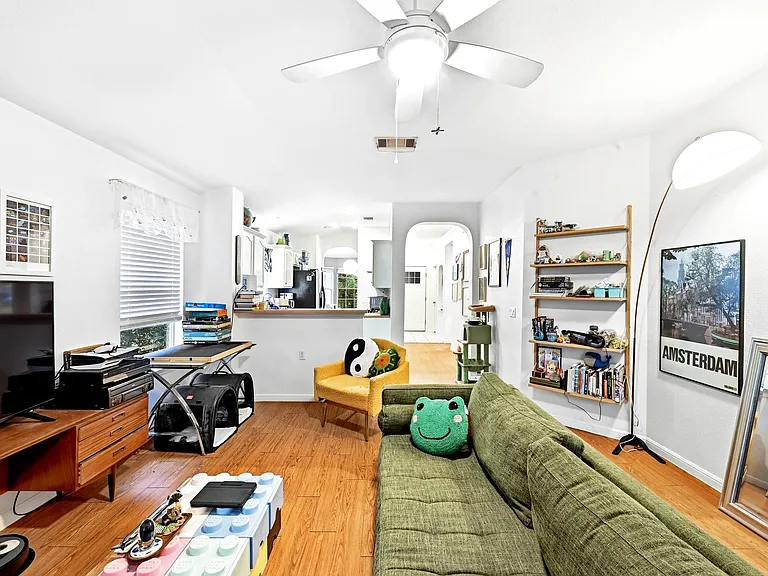 1103 Emmitt Run — Photo 7